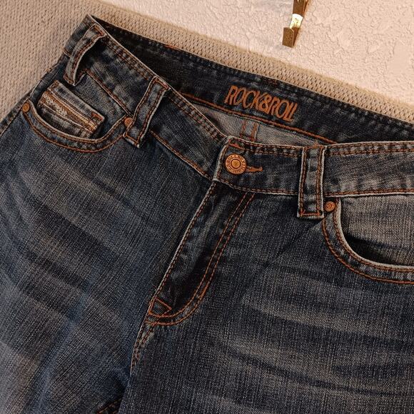 Rock & Roll Cowgirl Boyfriend Jeans 27 30"X32" Blue Embroidered Southwestern - Picture 8 of 15